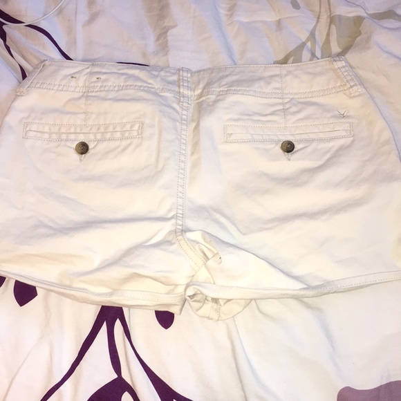 American eagle tan shortie shorts size 4 - Picture 2 of 3